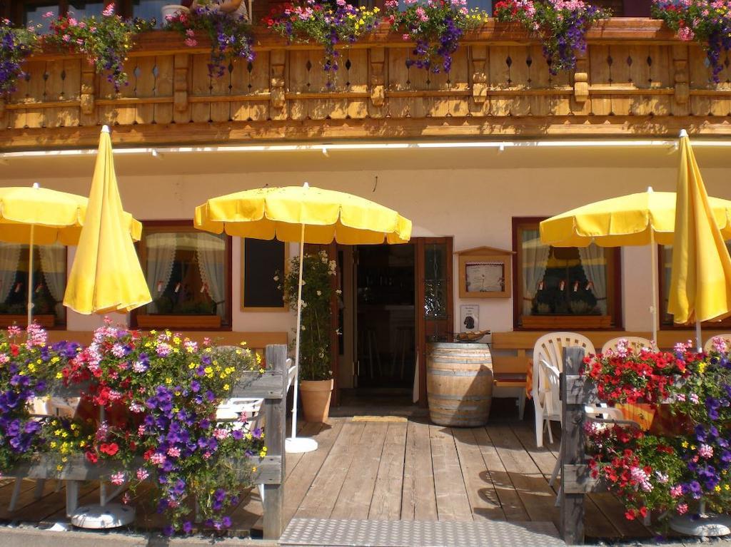 Hotel-Gasthof Zimba Damuels Dış mekan fotoğraf