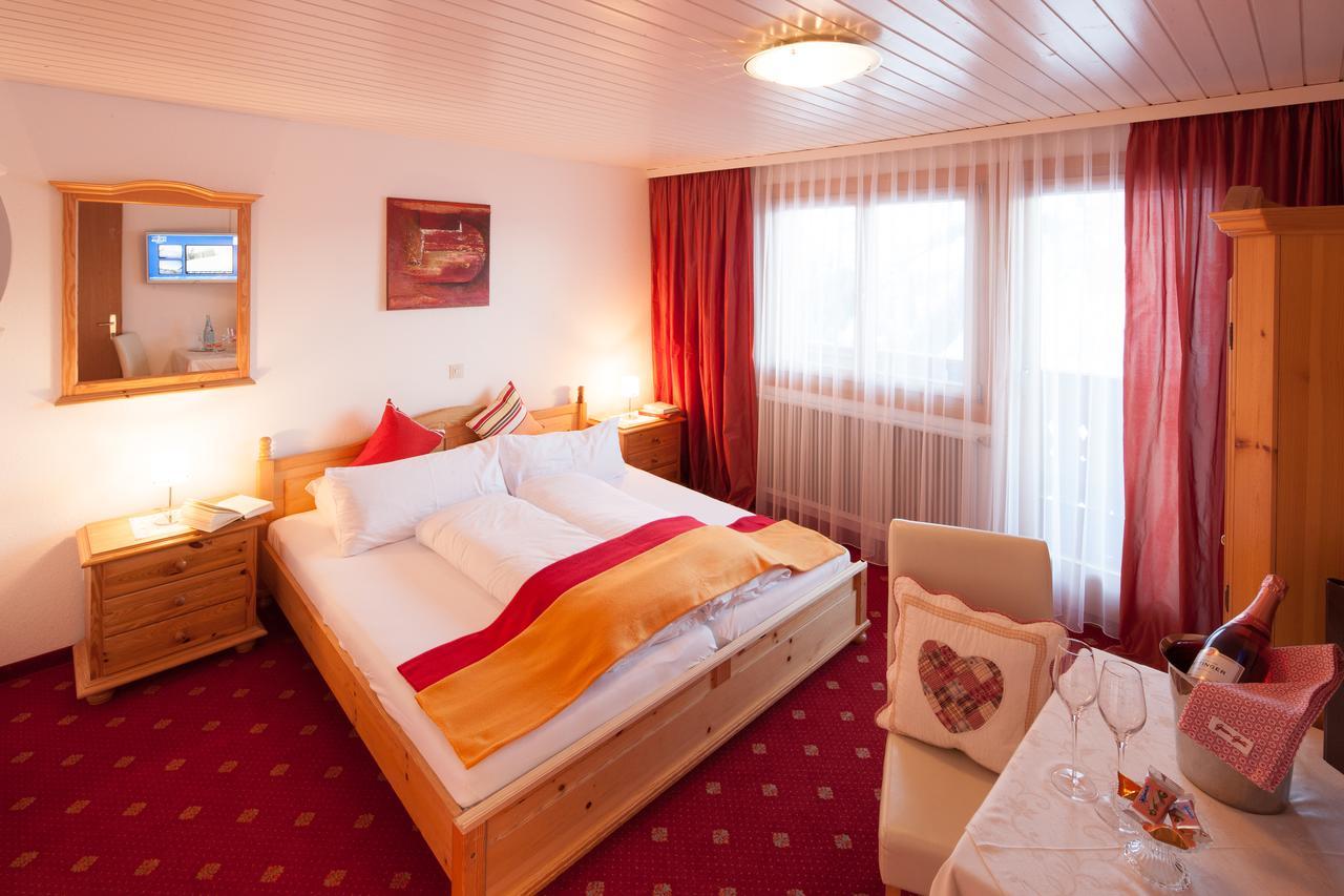 Hotel-Gasthof Zimba Damuels Dış mekan fotoğraf