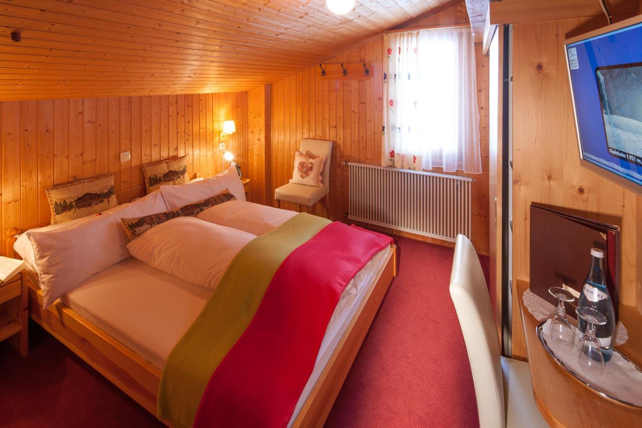 Hotel-Gasthof Zimba Damuels Dış mekan fotoğraf