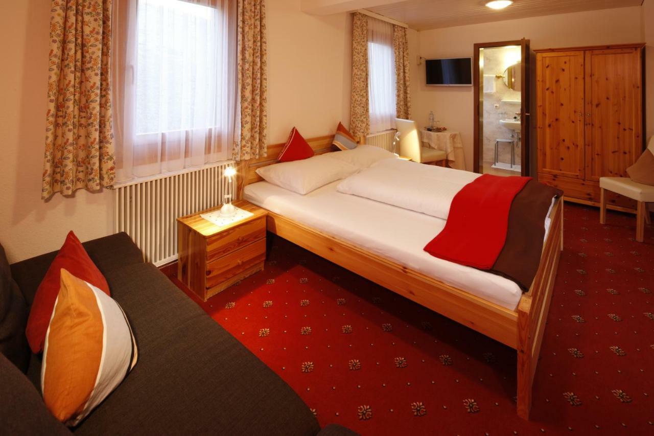 Hotel-Gasthof Zimba Damuels Dış mekan fotoğraf